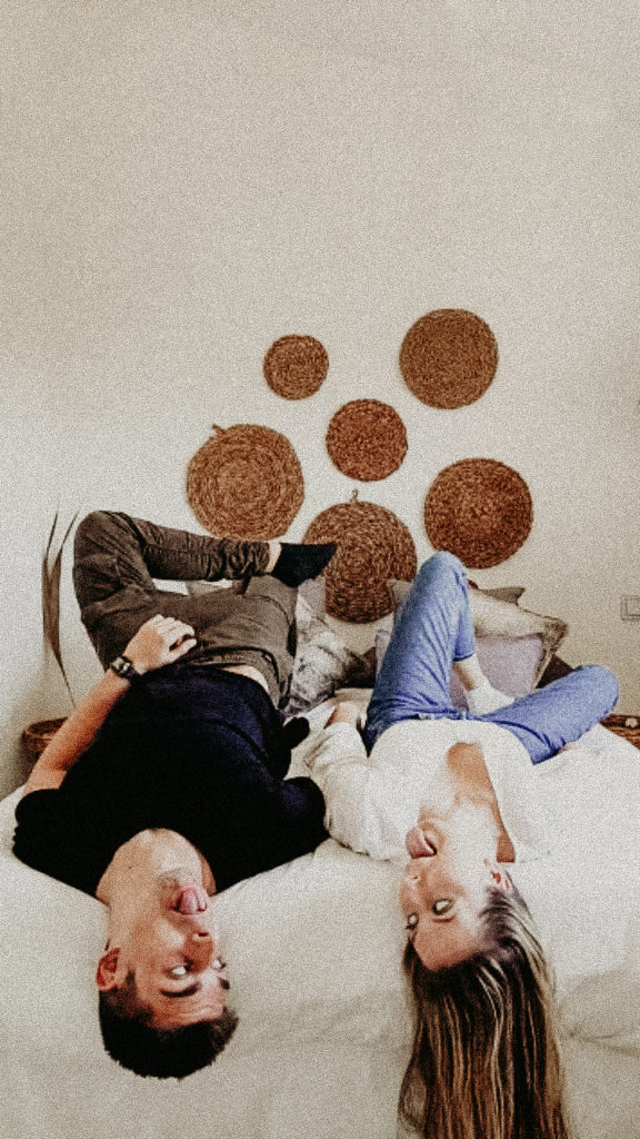 Sesión de fotos de pareja en casa | COVID-19