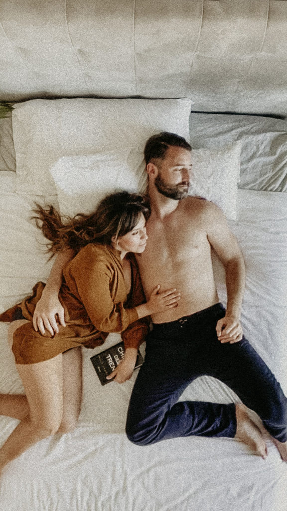 Sesión de fotos de pareja en casa | COVID-19